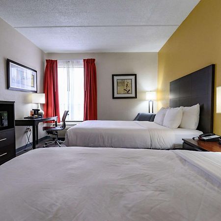 Quality Inn & Suites Lexington Ngoại thất bức ảnh