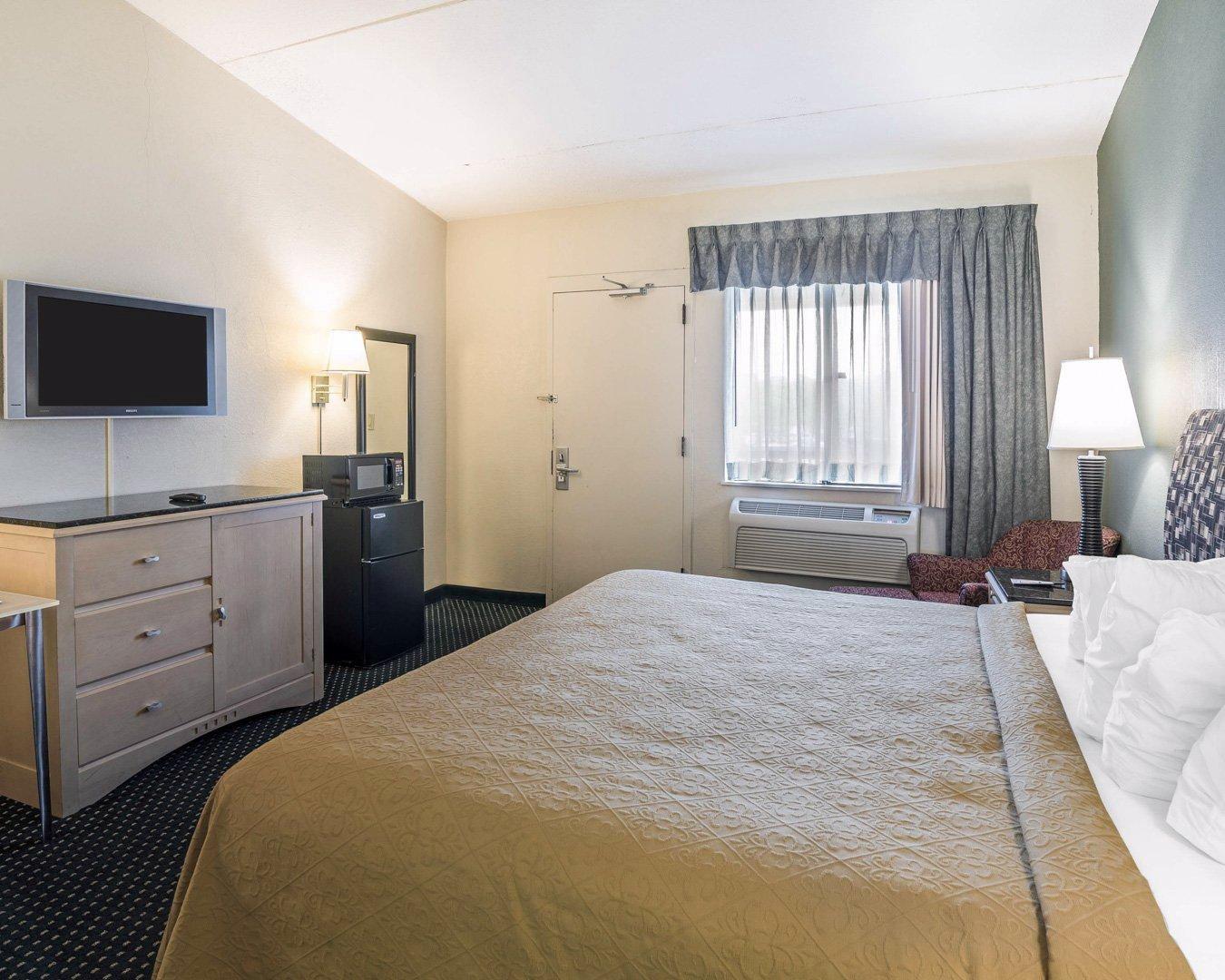 Quality Inn & Suites Lexington Ngoại thất bức ảnh