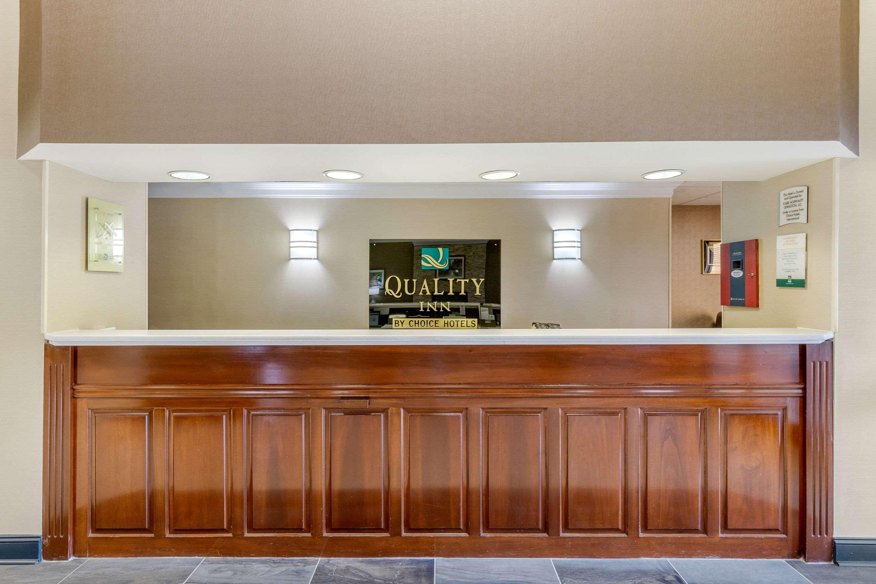 Quality Inn & Suites Lexington Ngoại thất bức ảnh