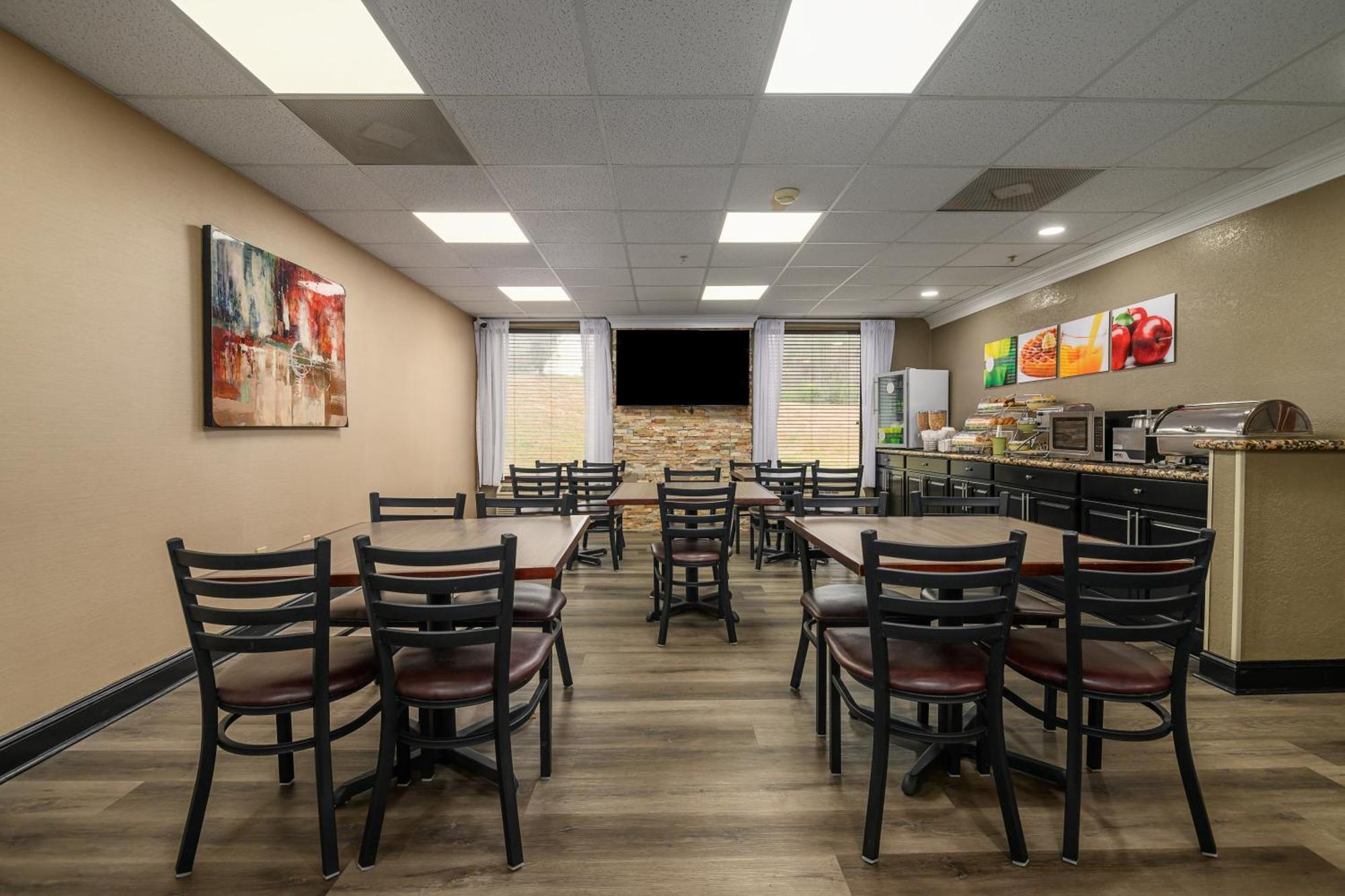 Quality Inn & Suites Lexington Ngoại thất bức ảnh