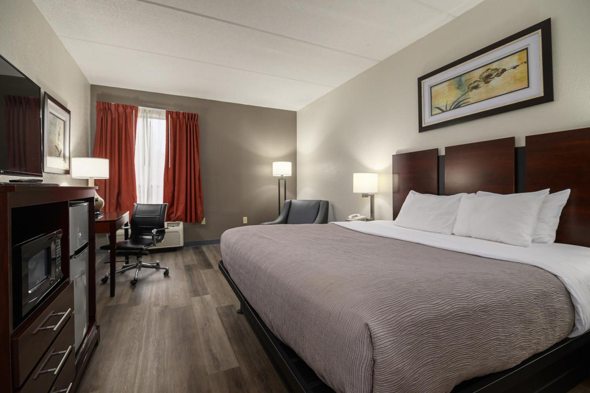 Quality Inn & Suites Lexington Ngoại thất bức ảnh