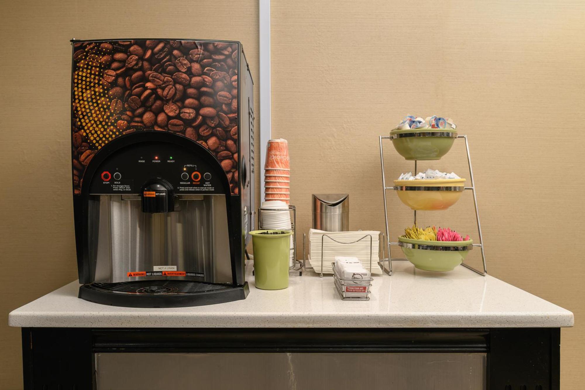 Quality Inn & Suites Lexington Ngoại thất bức ảnh