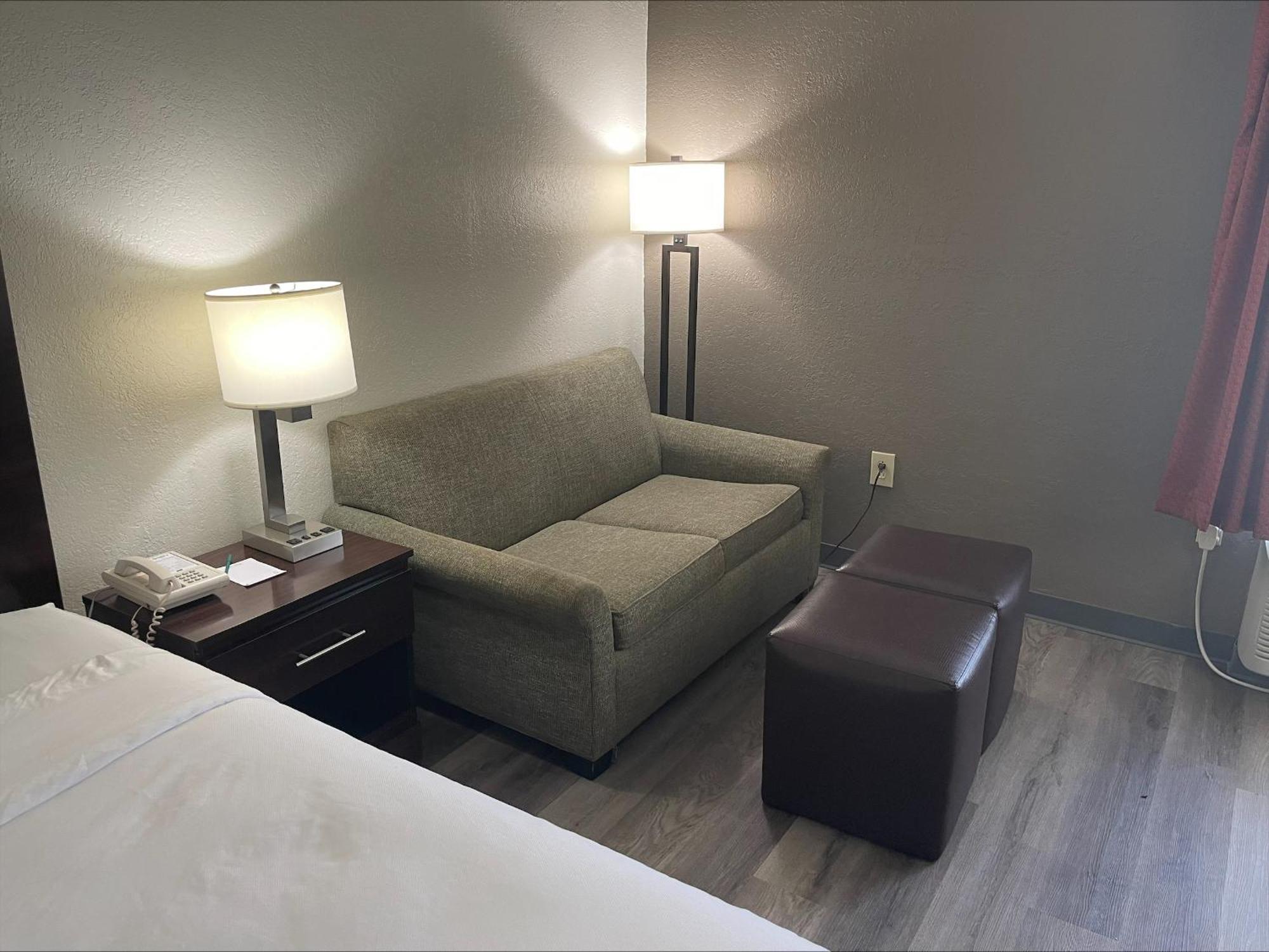 Quality Inn & Suites Lexington Ngoại thất bức ảnh