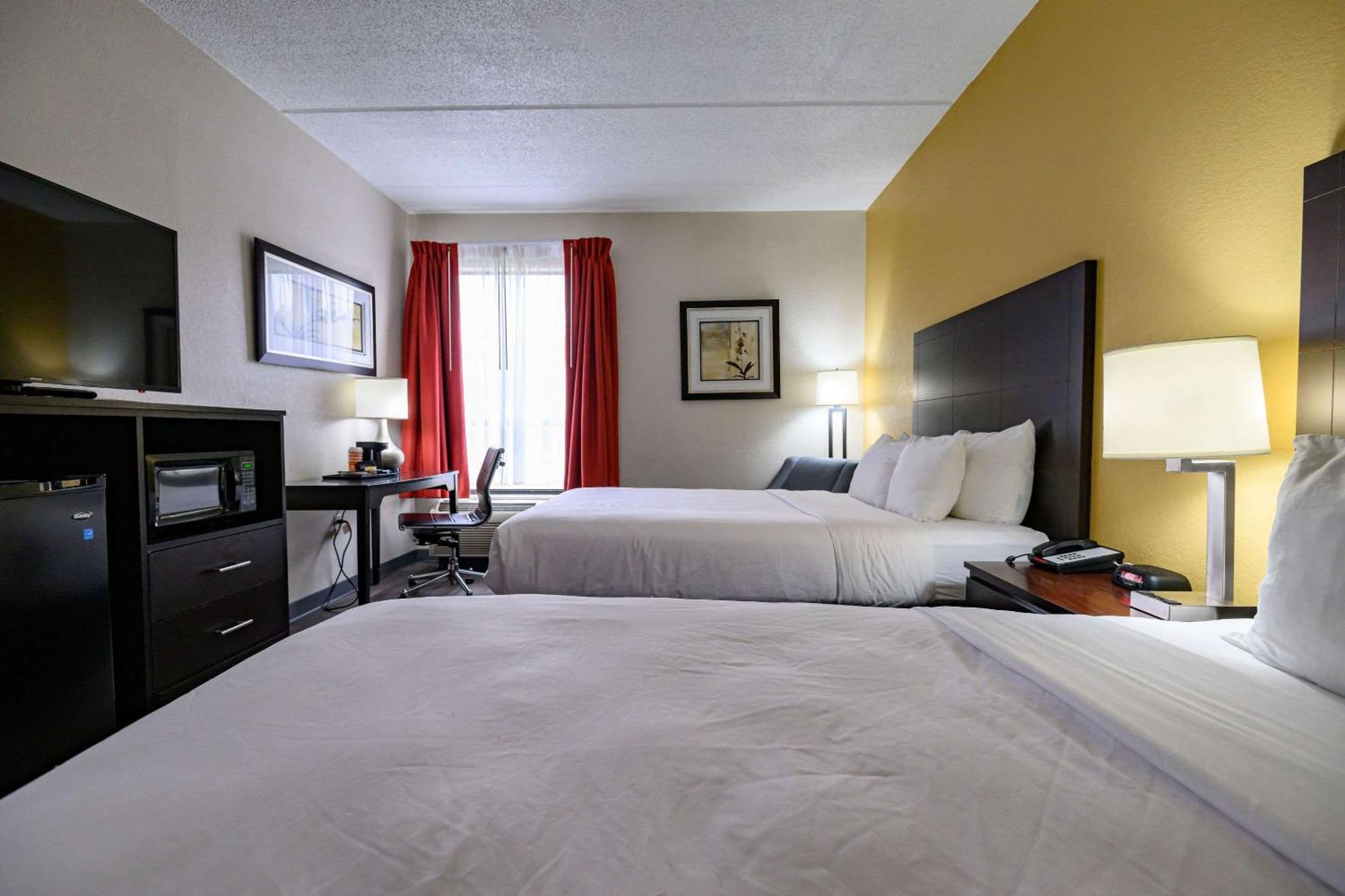 Quality Inn & Suites Lexington Ngoại thất bức ảnh